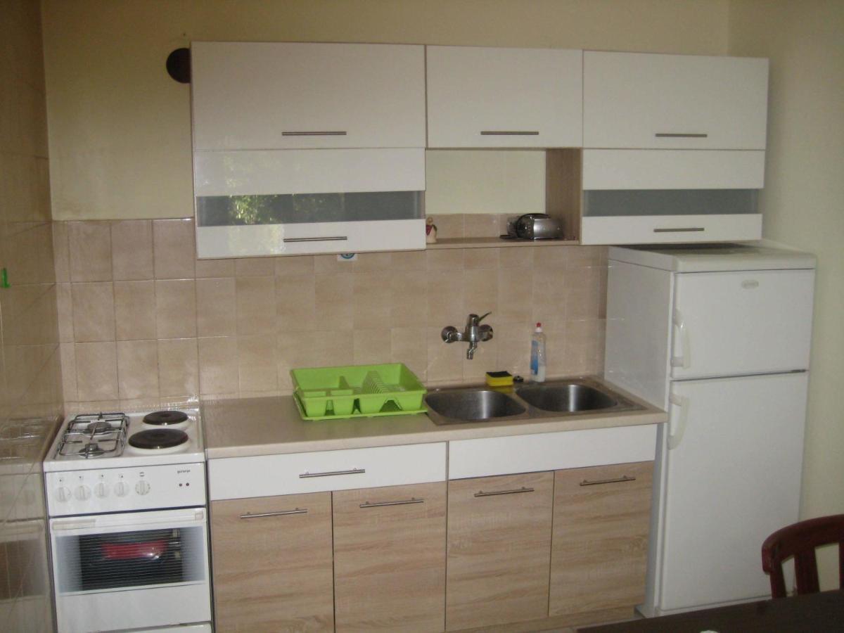 Apartments Zmaj ザヴァラ エクステリア 写真