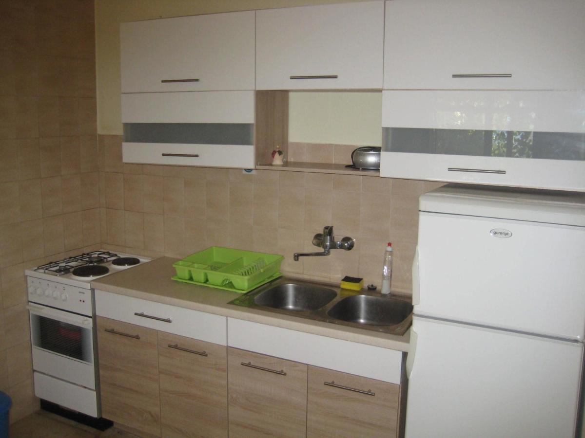 Apartments Zmaj ザヴァラ エクステリア 写真